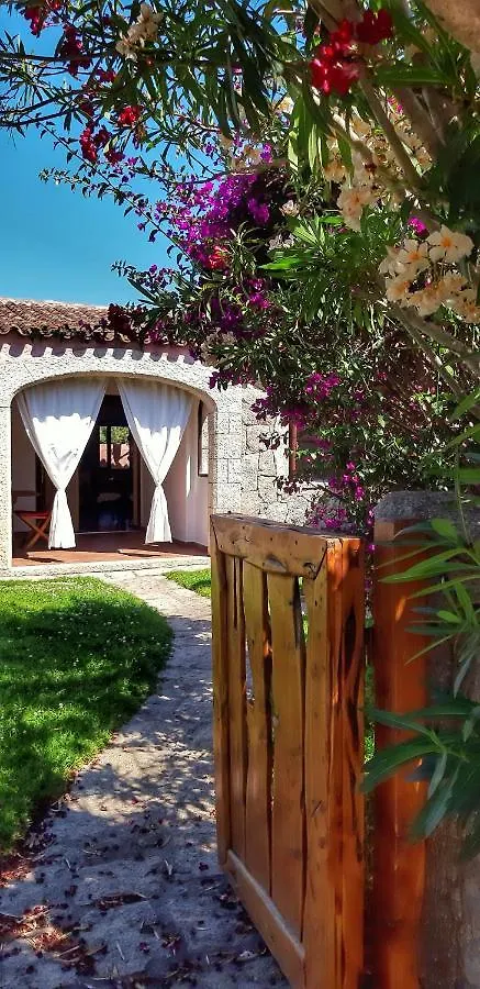 Villa La Quercia - Capriccioli Abbiadori Italien